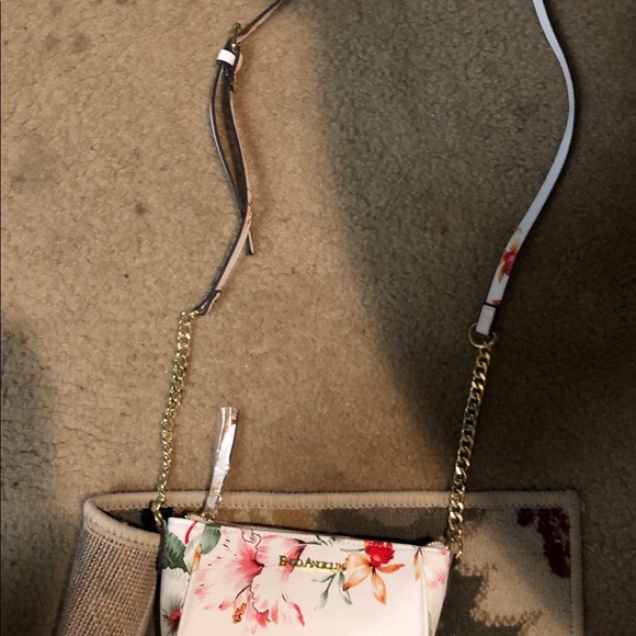 Enzo flower shoulder purse - Picture 4 of 7